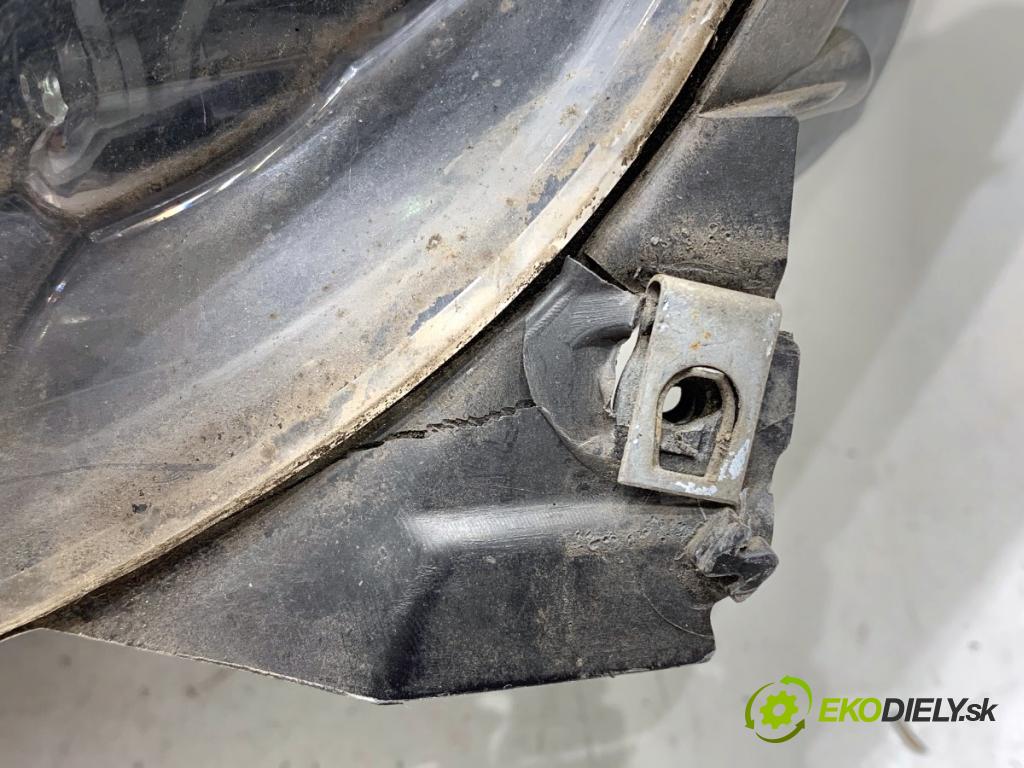 OPEL ASTRA J Kombi 2011 118 kW 2.0 CDTI (35) 1956 světlomet levý přední část XENON 13253650