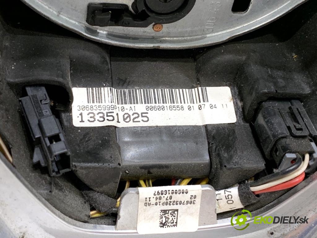 OPEL ASTRA J Kombi 2011 118 kW 2.0 CDTI (35) 1956 Volant 13351025 (Volant)