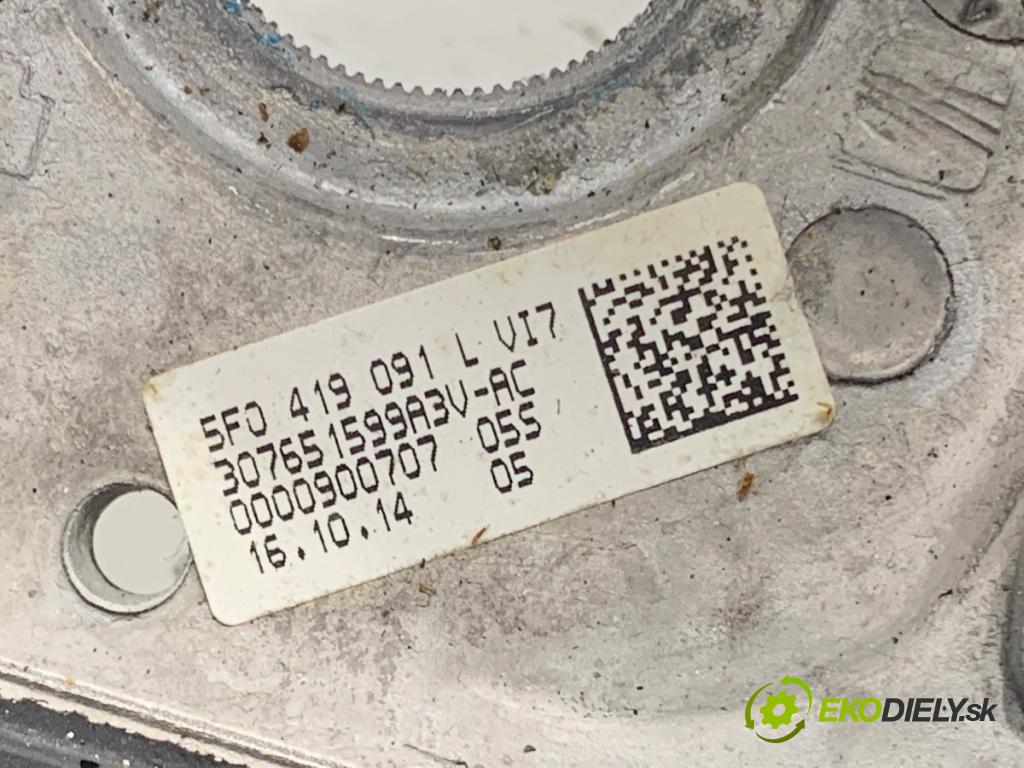 SEAT LEON III liftback 2014 77 kW 1.6 TDI 1598 Volant 5F0419091L (Volant)