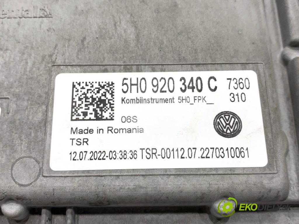 VW GOLF VIII liftback 2022 110 kW 1.5 TSI 1495 Prístrojovka 5H0920340C (Prístrojová doska)
