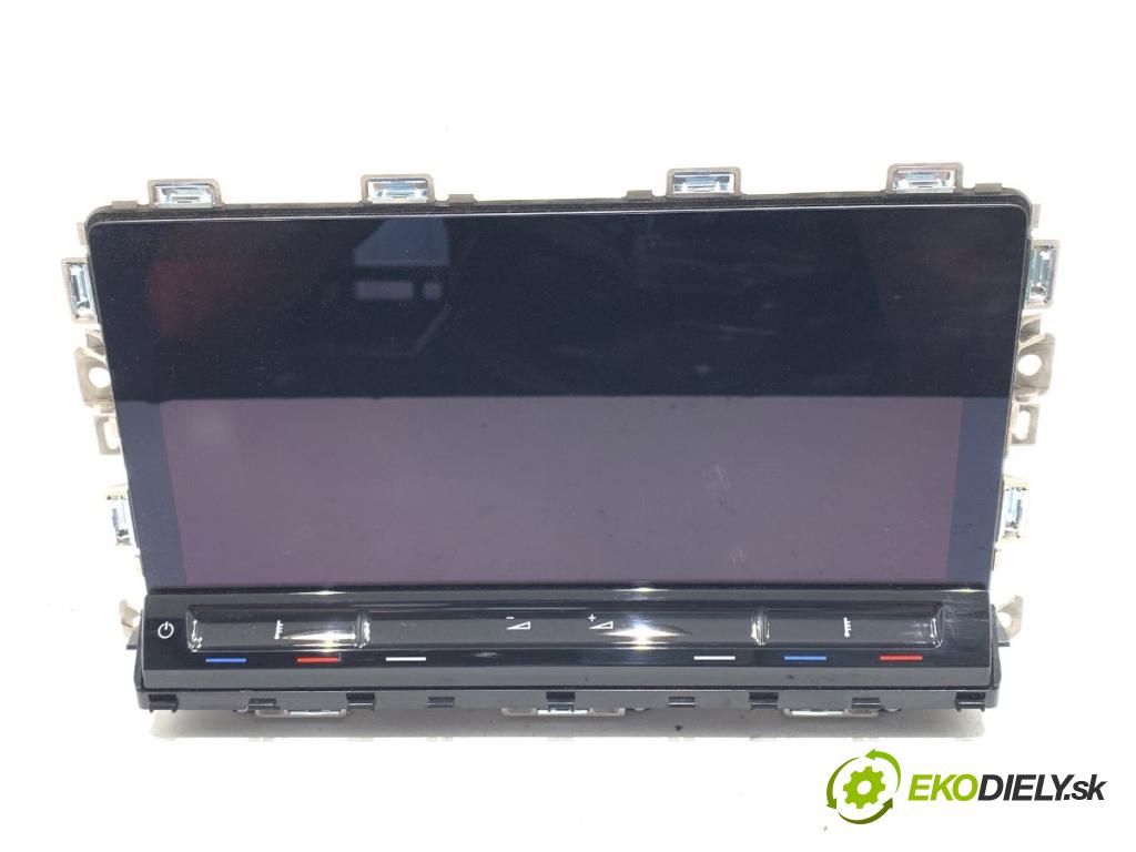 VW GOLF VIII liftback 2022 110 kW 1.5 TSI 1495 Dislpej 5H0919605B (Prístrojová doska)