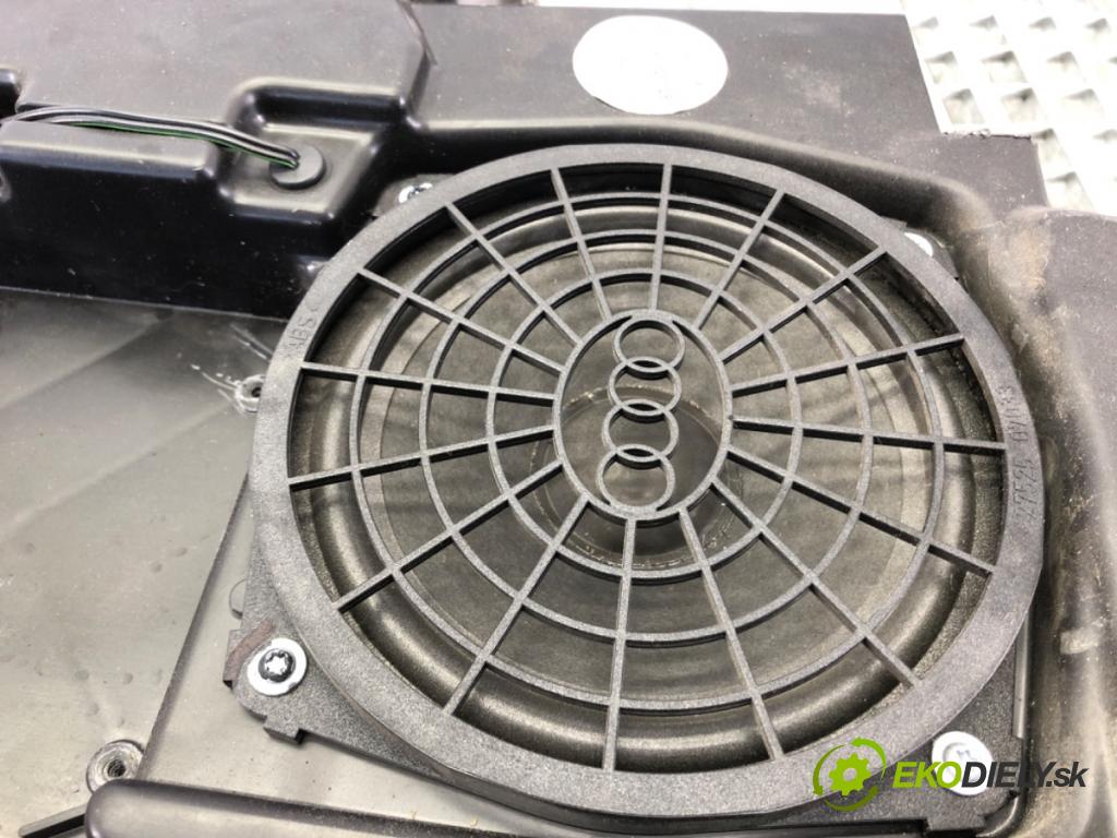 AUDI A4 B7 Kombi 2007 125 kW 2.0 TDI 1968 subwoofer 8E9035382D (Audio zařízení)