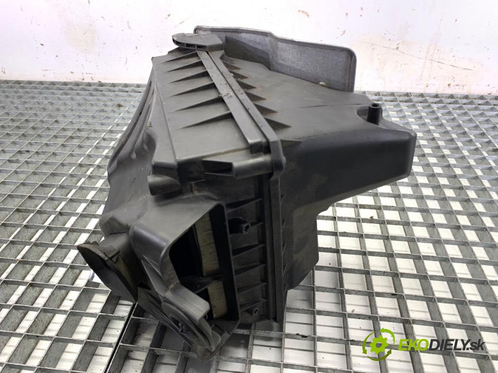 AUDI A4 B7 Kombi 2007 125 kW 2.0 TDI 1968 obal filtra vzduchu 03G133835B (Kryty filtrů)