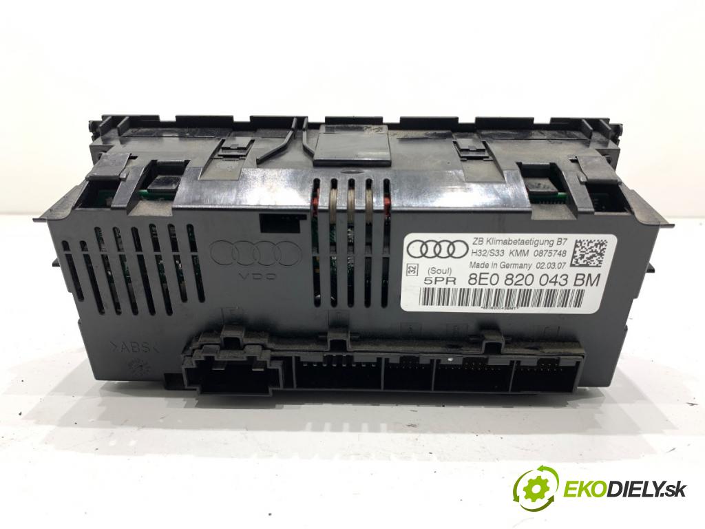 AUDI A4 B7 Kombi 2007 125 kW 2.0 TDI 1968 Panel ovládania kúrenia 8E0820043BM (Prepínacie páčky pod volantom)