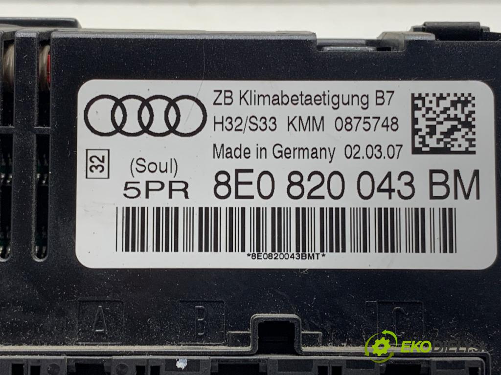 AUDI A4 B7 Kombi 2007 125 kW 2.0 TDI 1968 Panel ovládania kúrenia 8E0820043BM (Prepínacie páčky pod volantom)