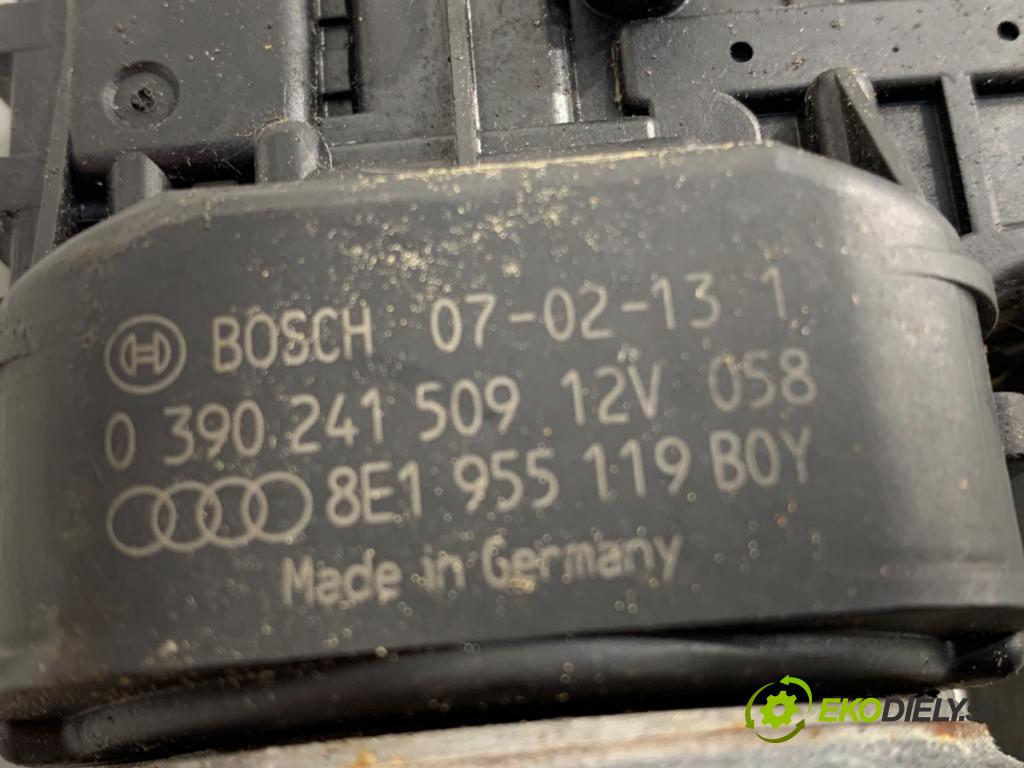 AUDI A4 B7 Kombi 2007 125 kW 2.0 TDI 1968 mechanismus stěračů přední část 8E1955119 (Motorky stěračů)