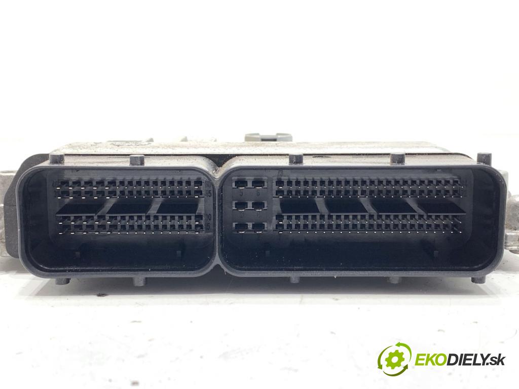 VW GOLF VII liftback 2016 81 kW 1.6 TDI 1598 riadiaca jednotka Motor 04L907445B (Riadiaca jednotka)