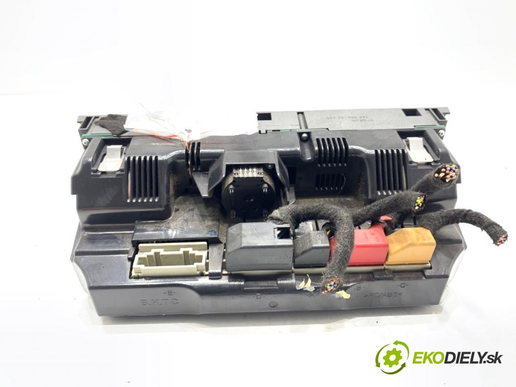 AUDI A6 C6 sedan 2005 132 kW 2.7 TDI quattro 2698 Panel ovládania kúrenia 4F1820043R (Prepínacie páčky pod volantom)