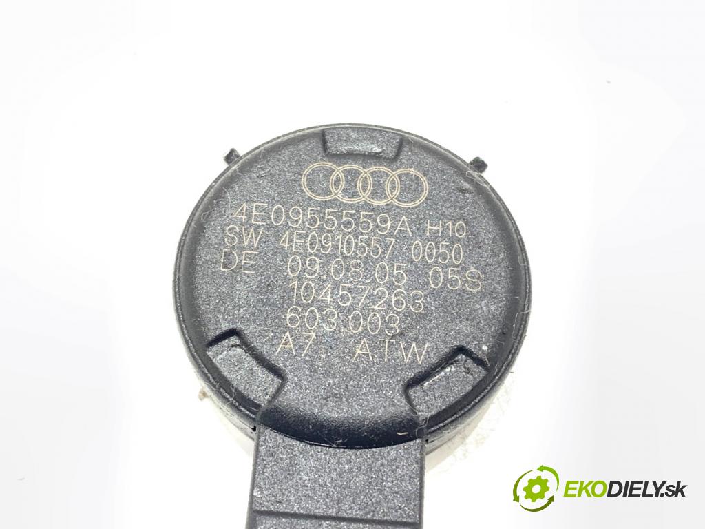 AUDI A6 C6 sedan 2005 132 kW 2.7 TDI quattro 2698 Snímač dažďa 4E0955559A (Snímač dažďa)