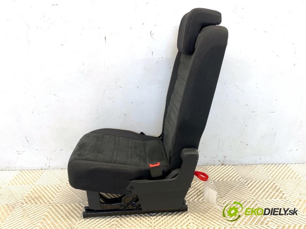 VW TOURAN nadwozie wielkoprzestrzenne (MPV) 2021 110 kW 1.5 TSI 1495 Sedadlo zad