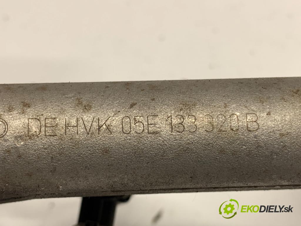 VW TOURAN nadwozie wielkoprzestrzenne (MPV) 2021 110 kW 1.5 TSI 1495 Lišta vstrekovacia 04E906036AD (Vstrekovacia lišta)