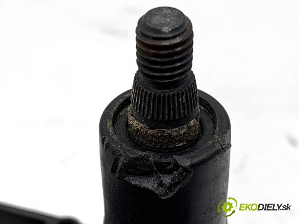 VW TOURAN nadwozie wielkoprzestrzenne (MPV) 2021 110 kW 1.5 TSI 1495 Motor stieračov zad 5G0955711C