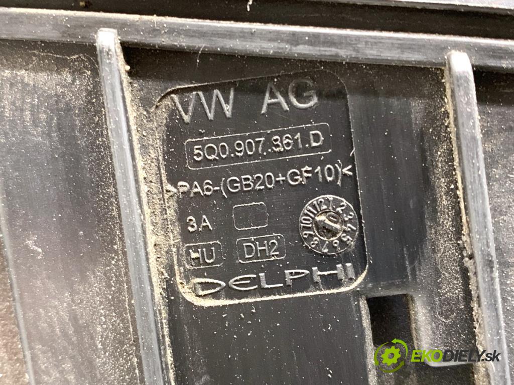 VW TOURAN nadwozie wielkoprzestrzenne (MPV) 2021 110 kW 1.5 TSI 1495 skříňka poistková 5Q0907361D (Pojistkové skříňky)