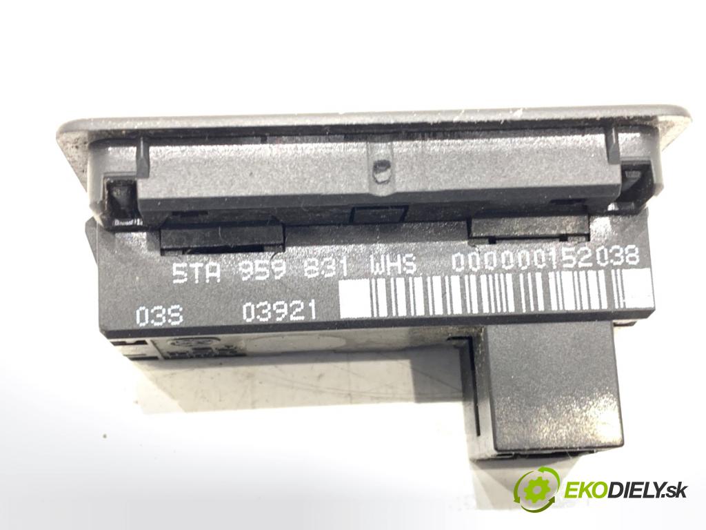 VW TOURAN nadwozie wielkoprzestrzenne (MPV) 2021 110 kW 1.5 TSI 1495 Prepínač otvárania dverí 5TA959831 (Prepínacie páčky pod volantom)