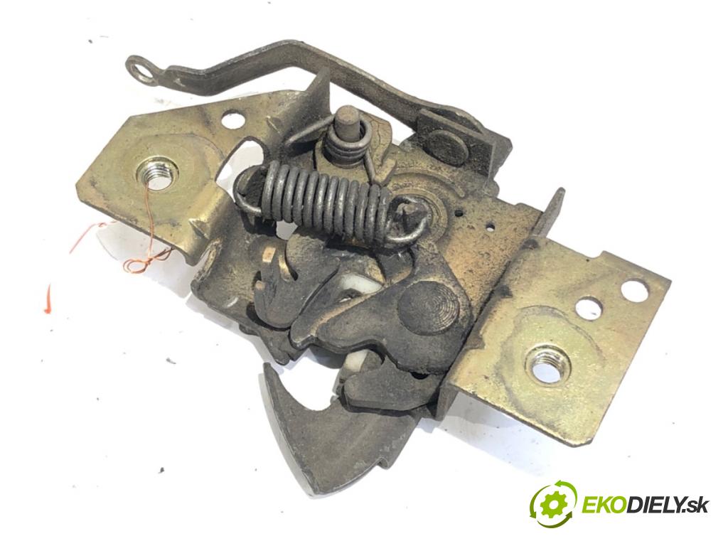 FORD FIESTA MK6 liftback 2003 50 kW 1.4 TDCi 1399 zámok kapoty přední část 