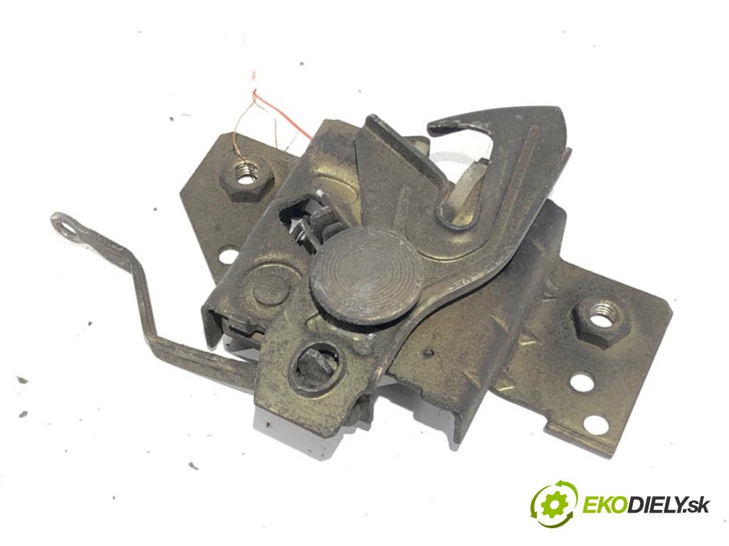 FORD FIESTA MK6 liftback 2003 50 kW 1.4 TDCi 1399 zámok kapoty přední část