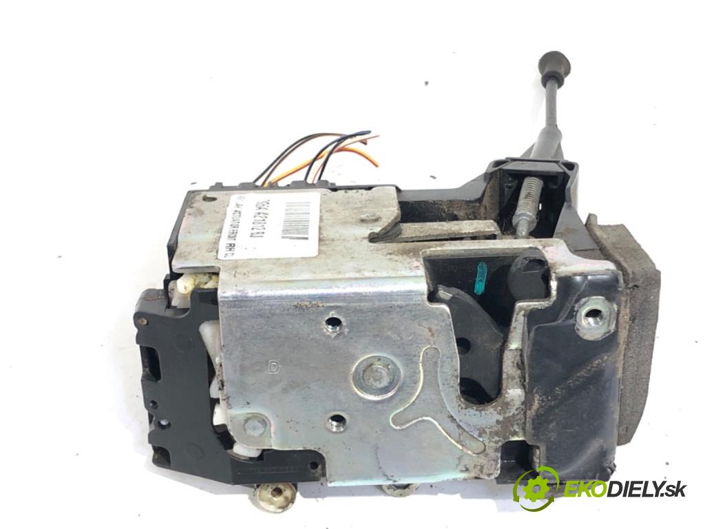 FORD FIESTA MK6 liftback 2003 50 kW 1.4 TDCi 1399 zámok dveře pravý přední část 2S6A-A21812-BJ