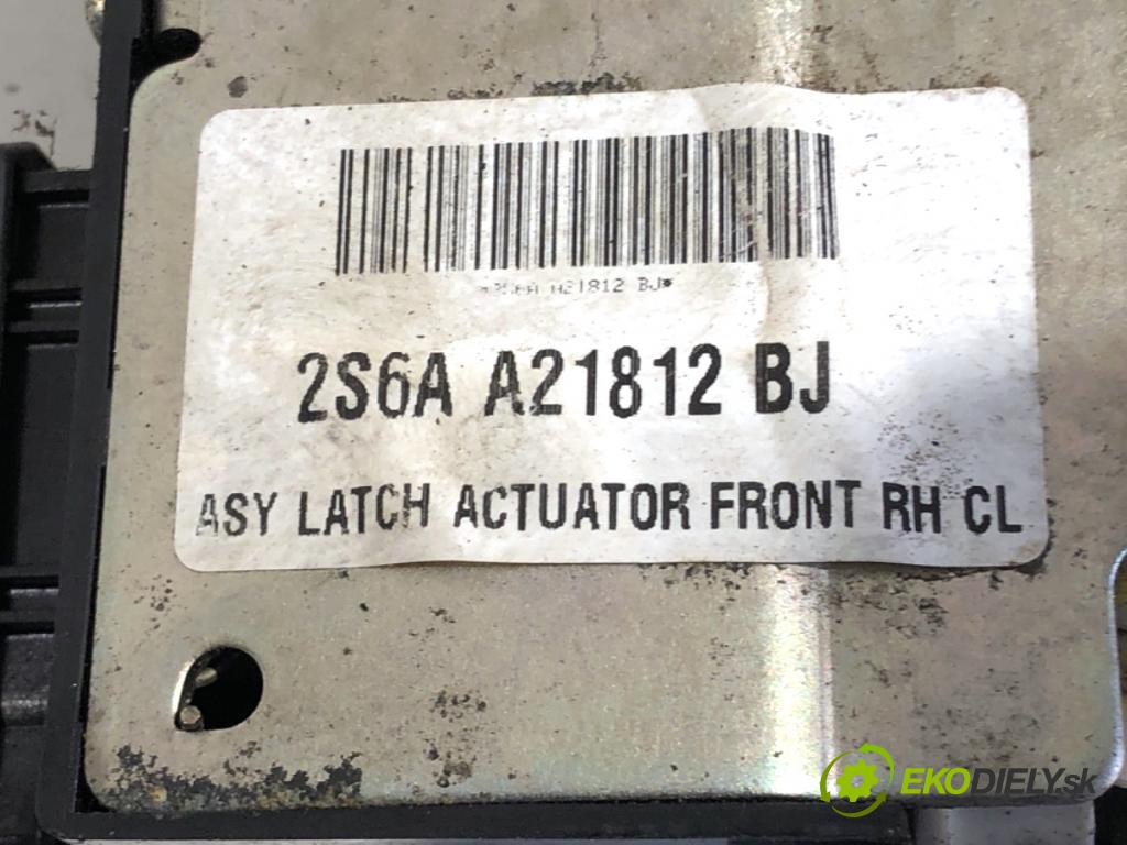 FORD FIESTA MK6 liftback 2003 50 kW 1.4 TDCi 1399 zámok dveře pravý přední část 2S6A-A21812-BJ