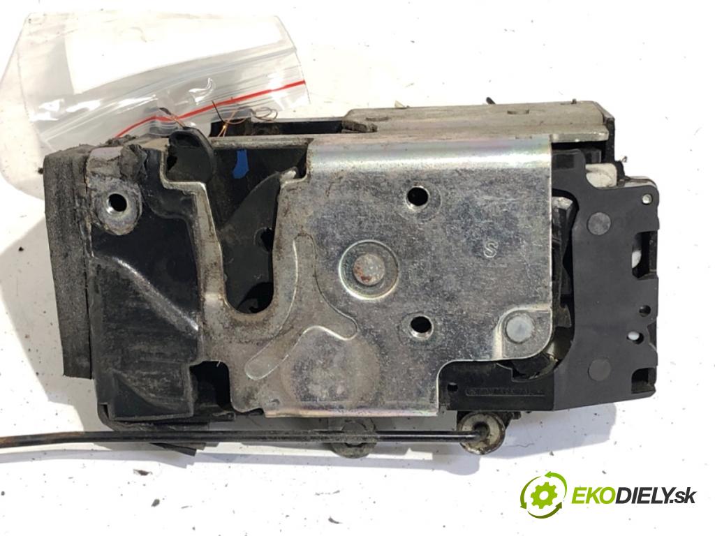 FORD FIESTA MK6 liftback 2003 50 kW 1.4 TDCi 1399 zámok dveře levý přední část 