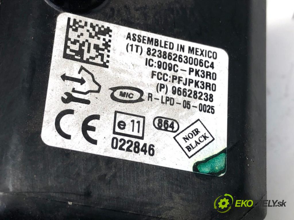 CHEVROLET CAPTIVA SUV 2007 110 kW 2.0 AWD 1991 spinačka 96628238 (Spínacia skrinka)