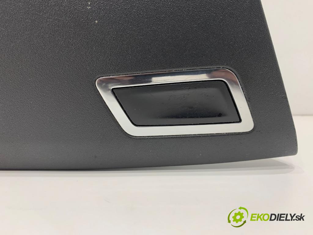 CITROEN C4 PICASSO I nadwozie wielkoprzestrzenne (MPV) 2007 80 kW 1.6 HDi 1560 Priehradka, kastlík interiéru ľavy