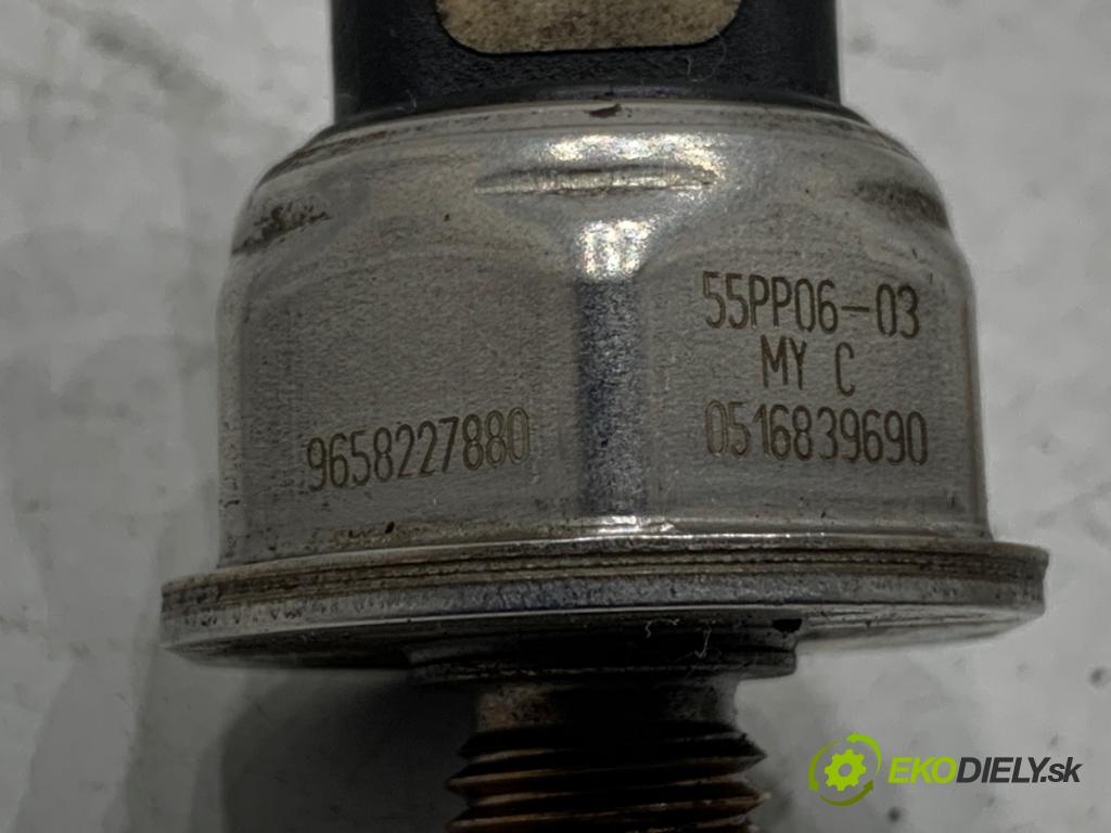 CITROEN C4 PICASSO I nadwozie wielkoprzestrzenne (MPV) 2007 80 kW 1.6 HDi 1560 Snímač tlaku paliva 9658227880 (Snímač)