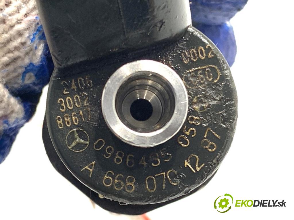 MERCEDES-BENZ W168 liftback 2002 66 kW A 170 CDI (168.008) 1689 vstrekovač A6680701287 (Vstrekovač paliva)