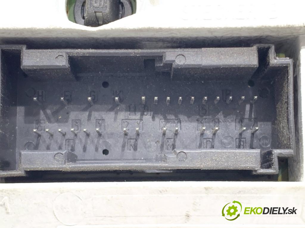 MERCEDES-BENZ W168 liftback 2002 66 kW A 170 CDI (168.008) 1689 Prístrojovka A1685400147 (Prístrojová doska)