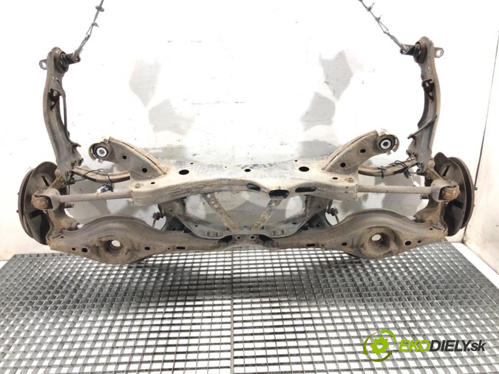 MAZDA 6 GJ Kombi 2013 110 kW 2.2 D 2191 výztuha zadní část 