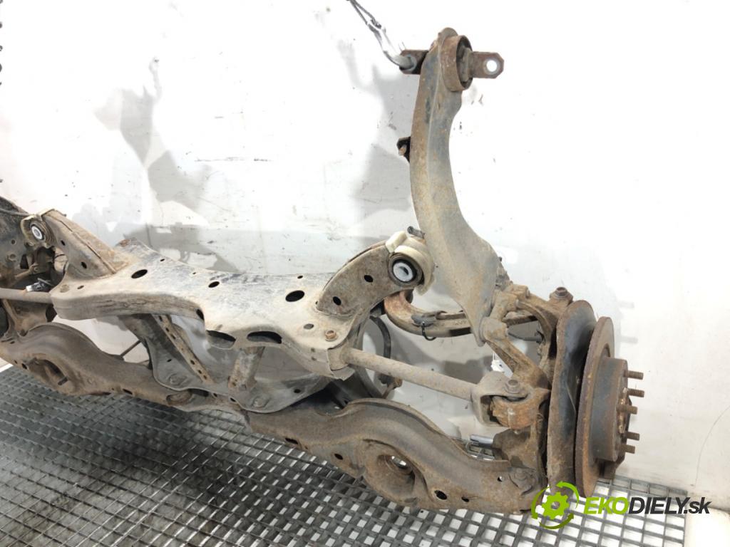 MAZDA 6 GJ Kombi 2013 110 kW 2.2 D 2191 výztuha zadní část