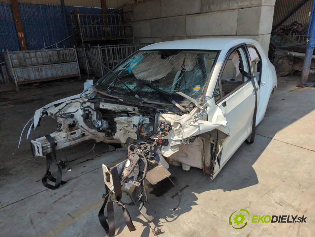 VW GOLF VIII liftback 2022 110 kW 1.5 TSI 1495 KAROSERIA ČTVRŤÁK blatník zadní část levý pravý práh střecha PODŁUŻNICA levý pravý 