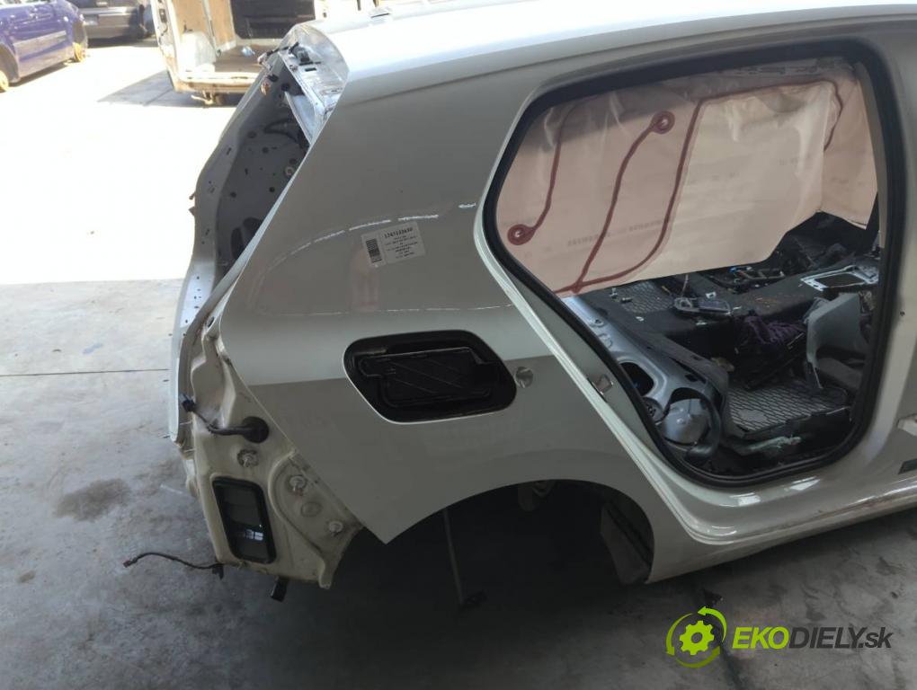 VW GOLF VIII liftback 2022 110 kW 1.5 TSI 1495 KAROSERIA ČTVRŤÁK blatník zadní část levý pravý práh střecha PODŁUŻNICA levý pravý