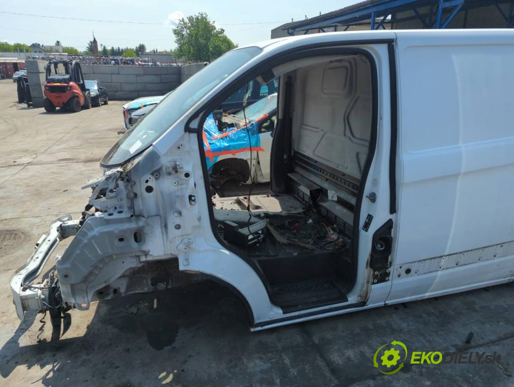 FORD TRANSIT CUSTOM I Autobus 2015 92 kW 2.2 TDCi 2198 KAROSERIA ČTVRŤÁK blatník zadní část levý pravý práh střecha PODŁUŻNICA levý pravý