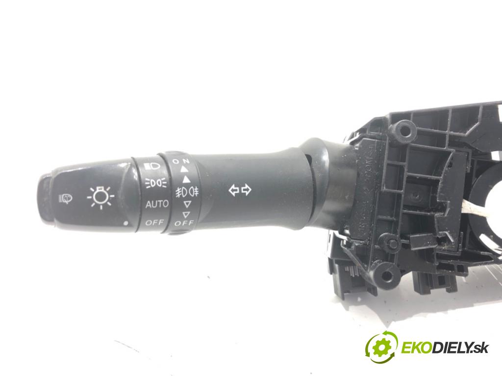 MITSUBISHI ASX SUV 2014 110 kW 1.8 DI-D 4WD 1798 přepínač kombinovaný 8617A013 (Ovládaní topení a přepínače)