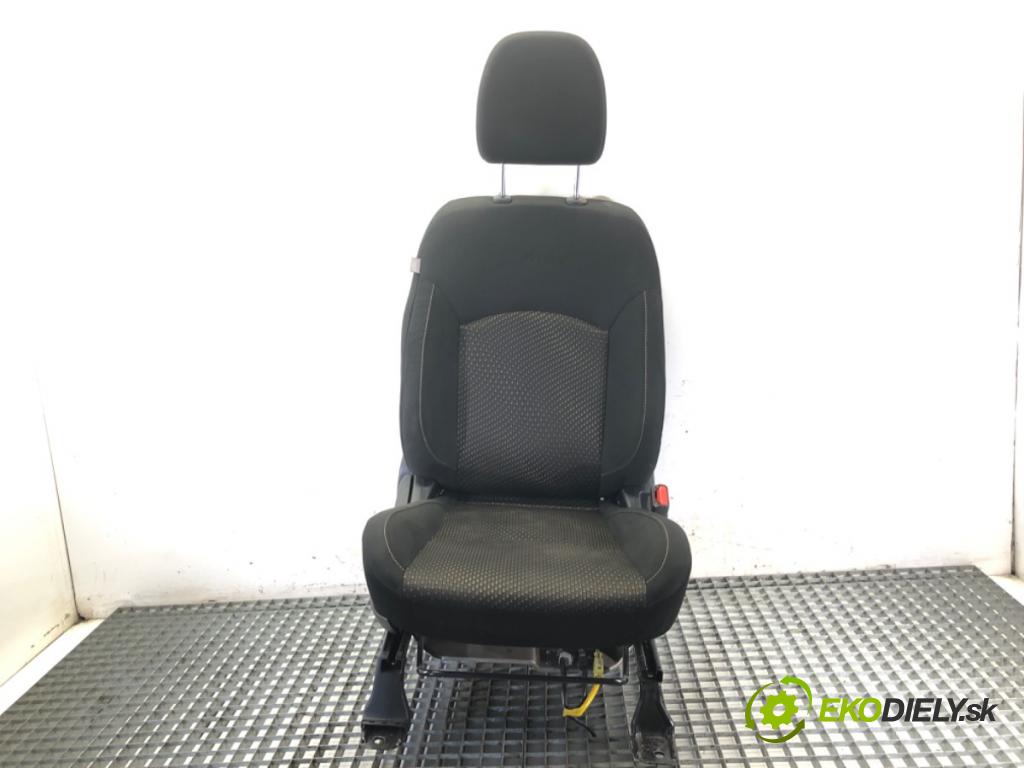 MITSUBISHI ASX SUV 2014 110 kW 1.8 DI-D 4WD 1798 Sedadlo pravy predný 