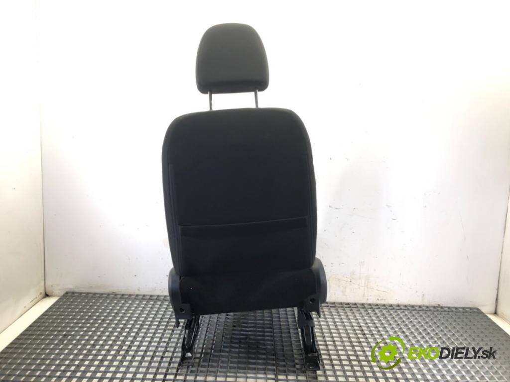 MITSUBISHI ASX SUV 2014 110 kW 1.8 DI-D 4WD 1798 Sedadlo pravy predný