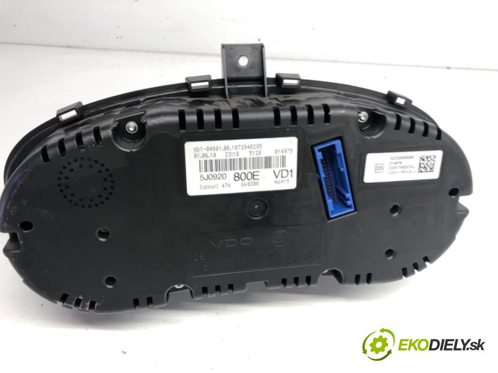 SKODA FABIA II liftback 2010 44 kW 1.2 1198 Prístrojovka 5J0920800E (Prístrojová doska)