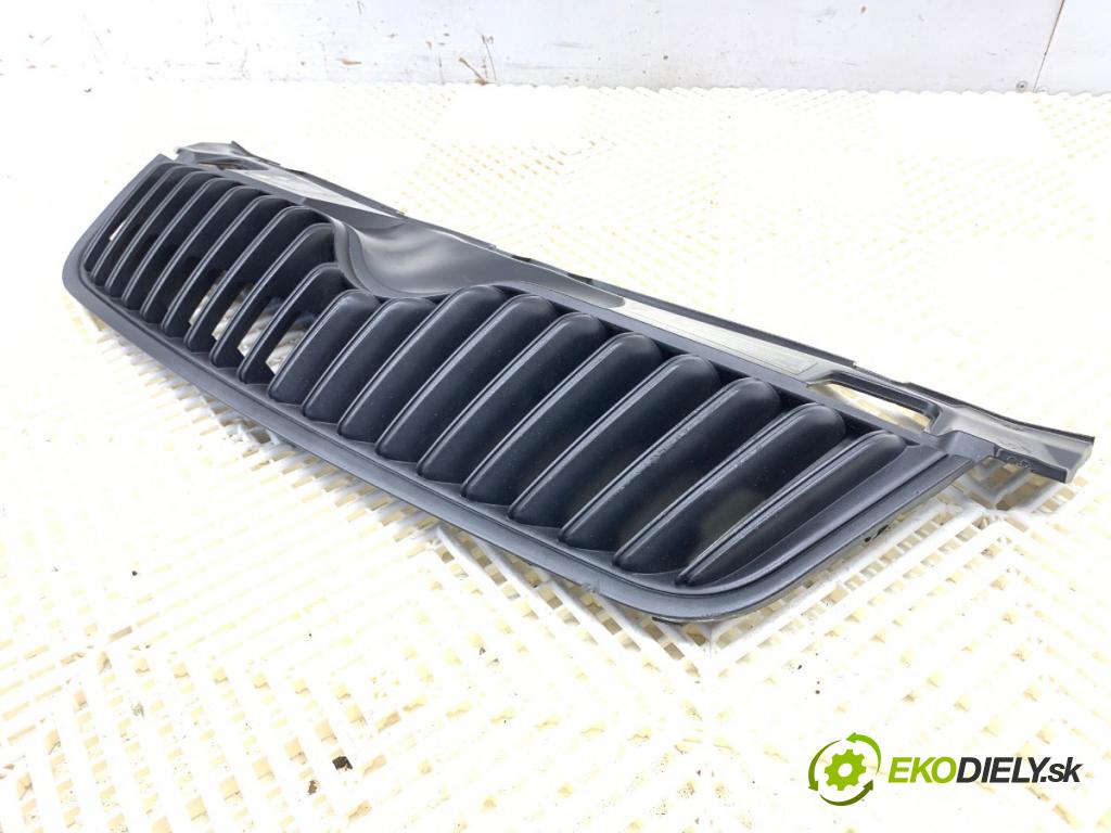 SKODA FABIA II liftback 2010 44 kW 1.2 1198 Mriežka maska 5J0853668B (Mriežka predná (maska chladiča))