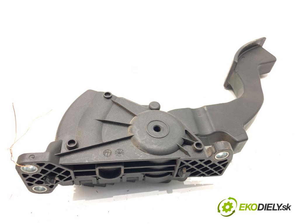 FORD FOCUS II liftback 2006 74 kW 1.6 1596 Potenciometer plynu 4M51-9F836-AH (Potenciometer plynového pedálu)