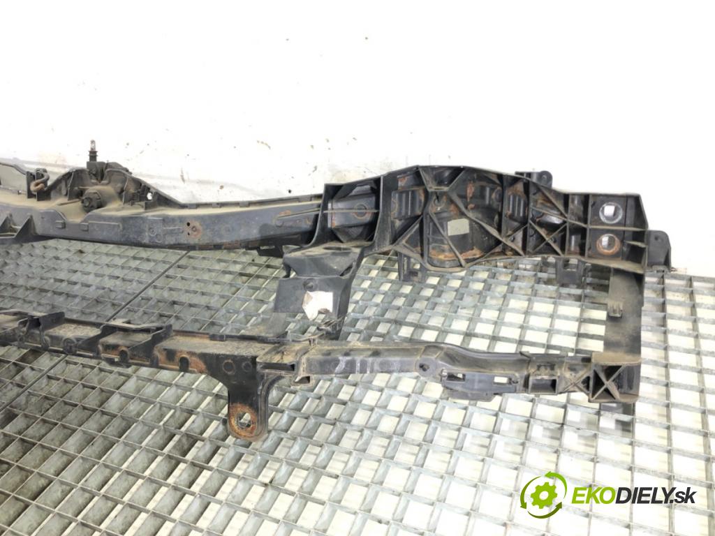 FORD FOCUS II liftback 2006 74 kW 1.6 1596 držák přední část 4M51-8B041-AL (Výztuhy přední)