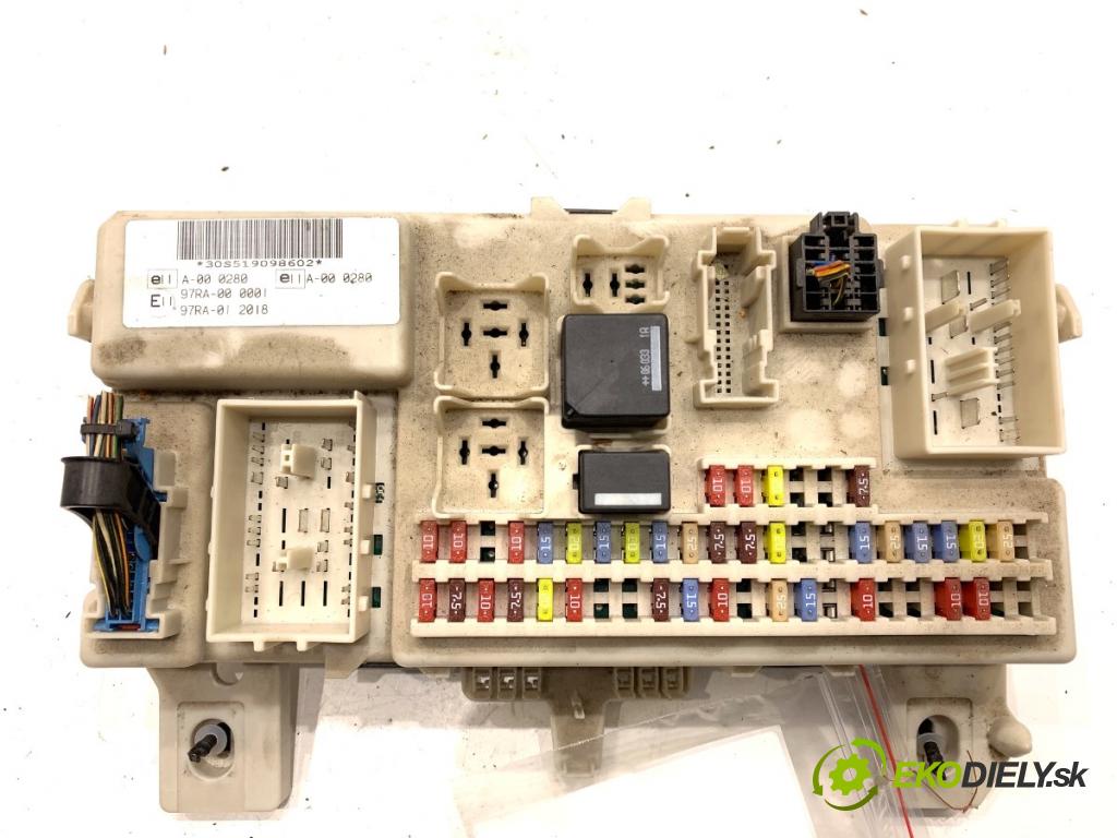 FORD FOCUS II liftback 2006 74 kW 1.6 1596 Modul BSI 4M5T-14A073-BG (Poistková skrinka)