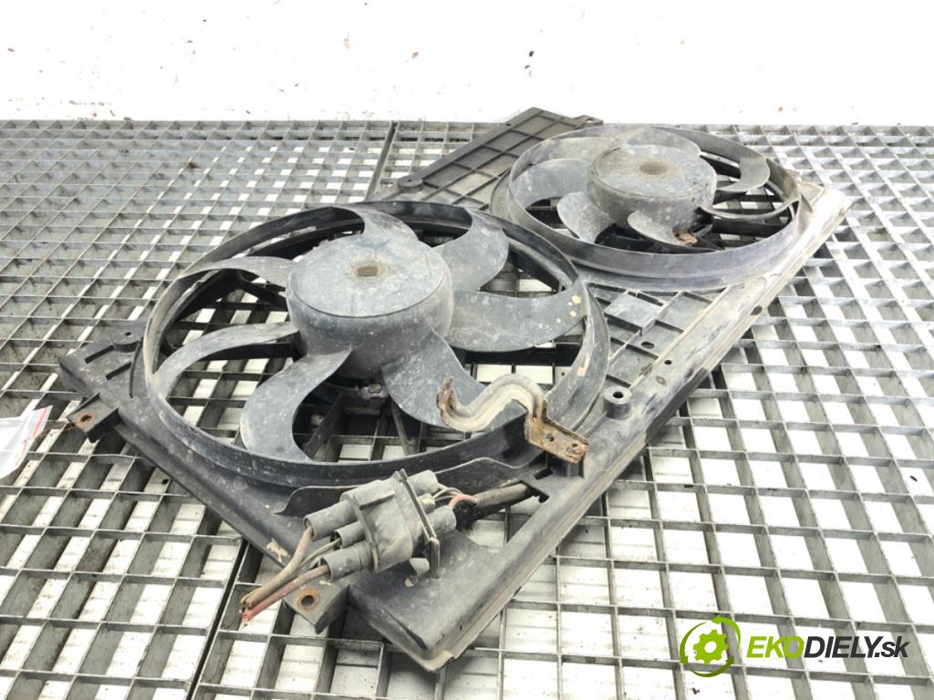 AUDI A3 8P liftback 2003 75 kW 1.6 1595 ventilátor chladiče 1K0121207J (Ventilátory)