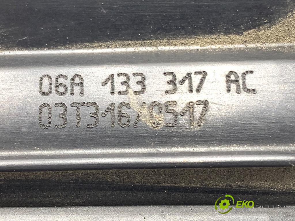 AUDI A3 8P liftback 2003 75 kW 1.6 1595 Lišta vstrekovacia 06A133317AC (Vstrekovacia lišta)
