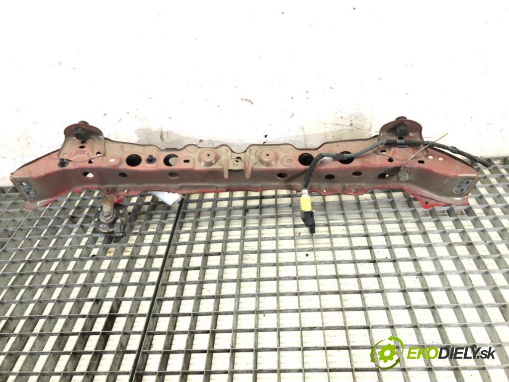 TOYOTA YARIS III liftback 2013 51 kW 1.0 (KSP130_) 998 výztuha horní  (Výztuhy)