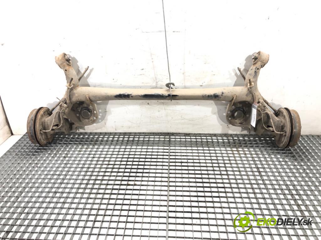 TOYOTA YARIS III liftback 2013 51 kW 1.0 (KSP130_) 998 výztuha zadní část 