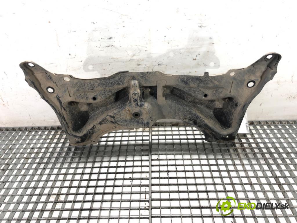 TOYOTA YARIS III liftback 2013 51 kW 1.0 (KSP130_) 998 výztuha pod motor  (Výztuhy přední)