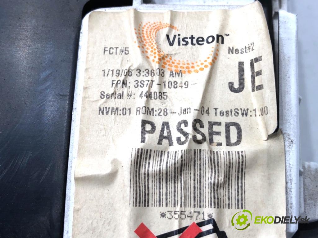 FORD MONDEO MK3 Kombi 2006 85 kW 2.0 16V TDDi / TDCi 1998 Prístrojovka 3S7T-10849-JE (Prístrojová doska)