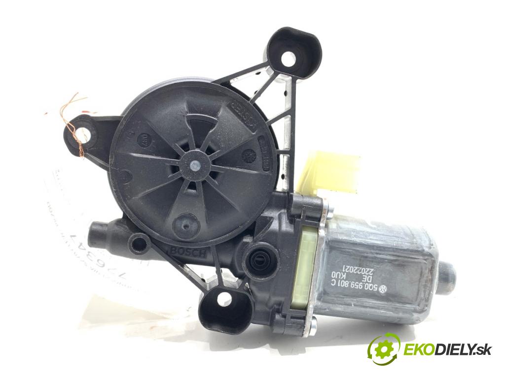 VW TOURAN nadwozie wielkoprzestrzenne (MPV) 2021 110 kW 1.5 TSI 1495 motor sťahovaní okna levý přední část 0130822077