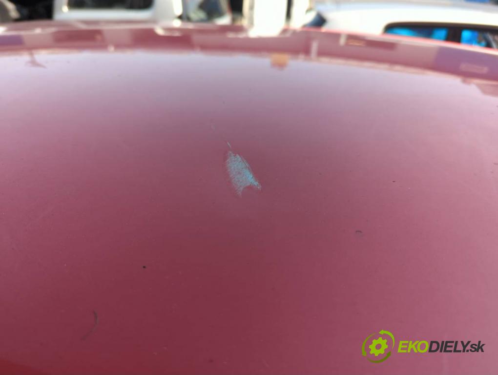TOYOTA YARIS III liftback 2013 51 kW 1.0 (KSP130_) 998 KAROSERIA ČTVRŤÁK blatník zadní část levý pravý práh střecha PODŁUŻNICA levý pravý