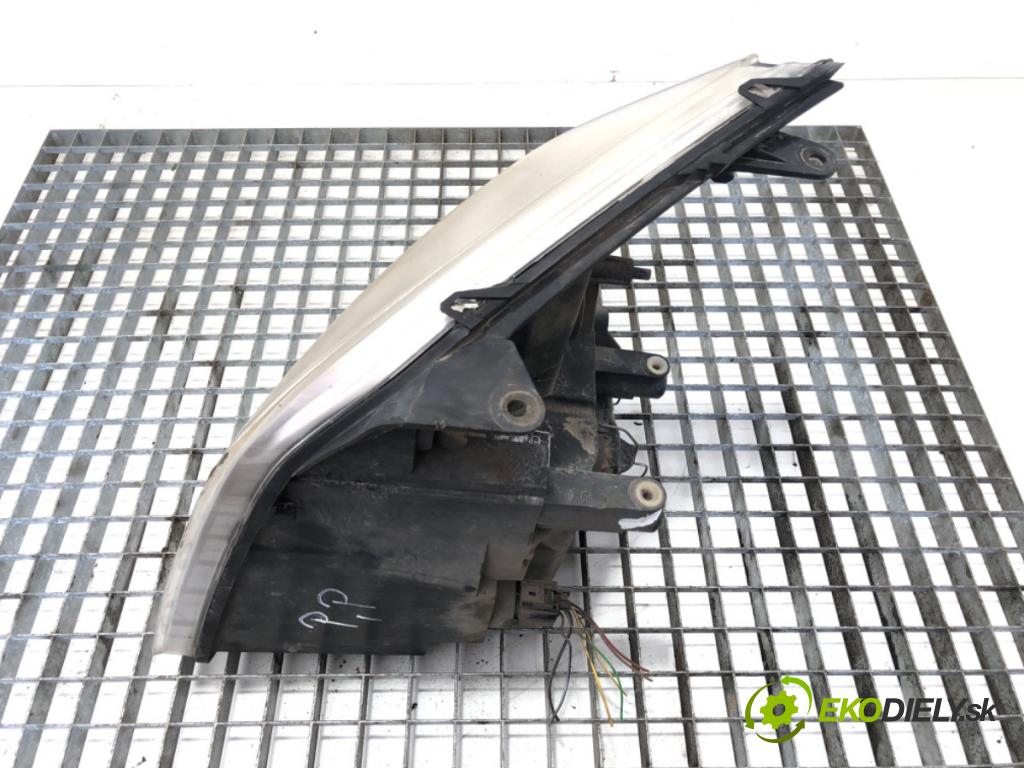 FORD TRANSIT V Autobus 2011 85 kW 2.2 TDCi 2198 světlomet pravý přední část 6C11-13W029-DF